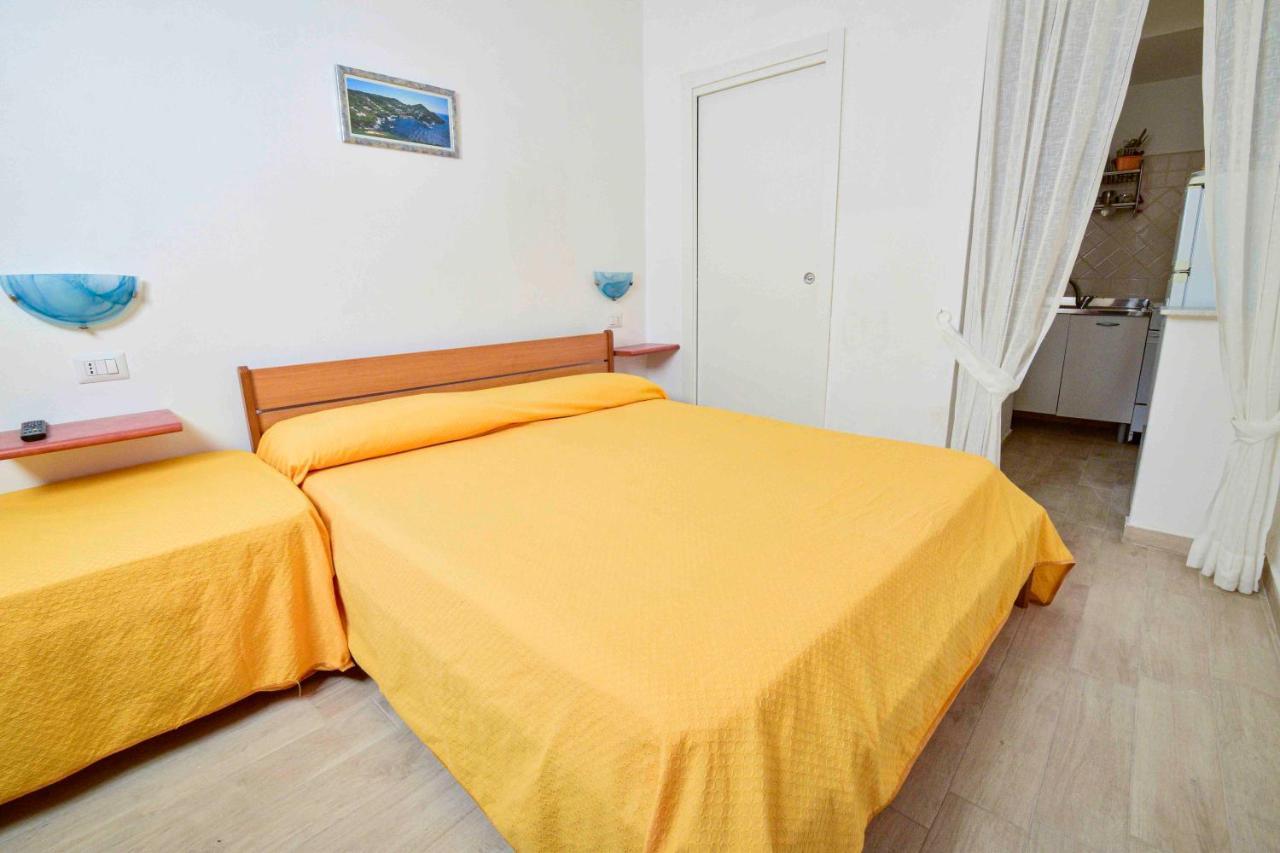Solemareponza Monolocali La Piana Lejlighed Eksteriør billede
