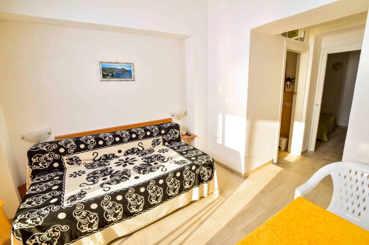 Solemareponza Monolocali La Piana Lejlighed Eksteriør billede